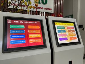 Kiosk lấy số thứ tự cho dịch vụ công