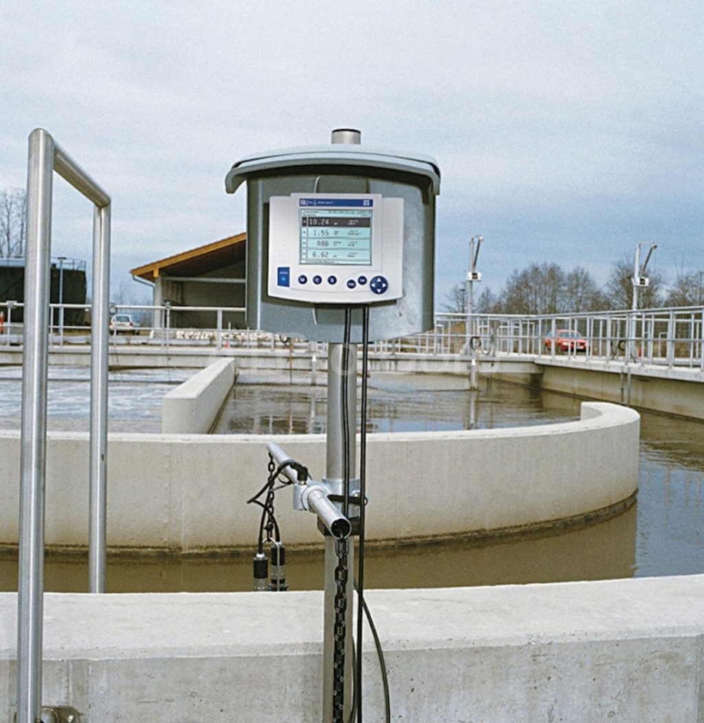 Cảm biến đo pH nước thải trong hệ thống quan trắc