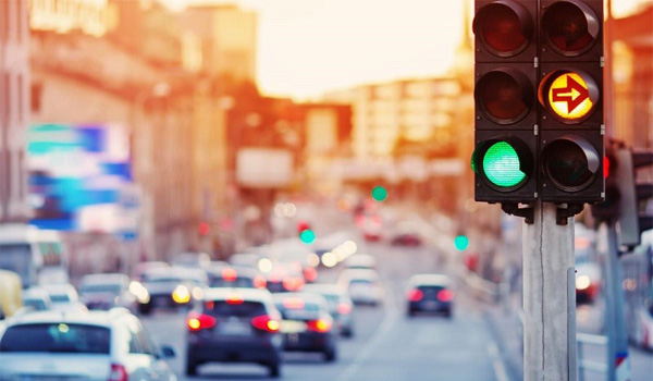 Chia sẻ cách nhìn đèn tín hiệu giao thông chính xác để đi đúng luật