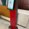 Kiosk tablet 15.6 inch lấy phiếu thứ tự giá rẻ