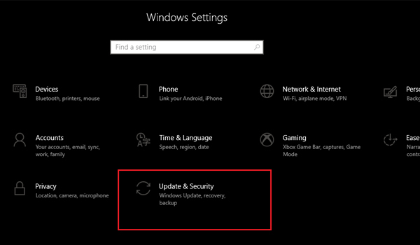 Truy cập vào Settings => chọn Update & Security => chọn Windows Update