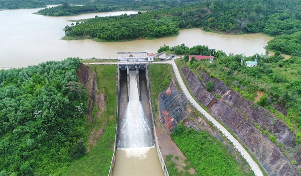 Phát hiện mực nước dâng cao bất thường, từ đó đưa ra các cảnh báo sớm về nguy cơ lũ lụt 