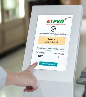 Kiosk đăng ký khám bệnh bằng CCCD gắn chip Kiosk đăng ký khám bệnh bằng CCCD gắn chip