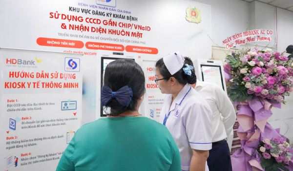 Đăng ký, lấy số thứ tự khám/chữa bệnh nhanh chóng