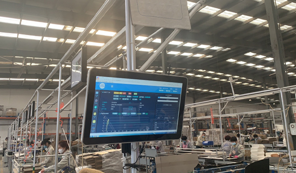 Máy tính Panel PC công nghiệp được ứng dụng rộng rãi trong các ngành