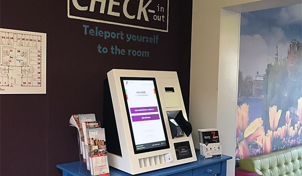 Kiosk có thể lưu trữ & phân tích dữ liệu hành vi khách hàng