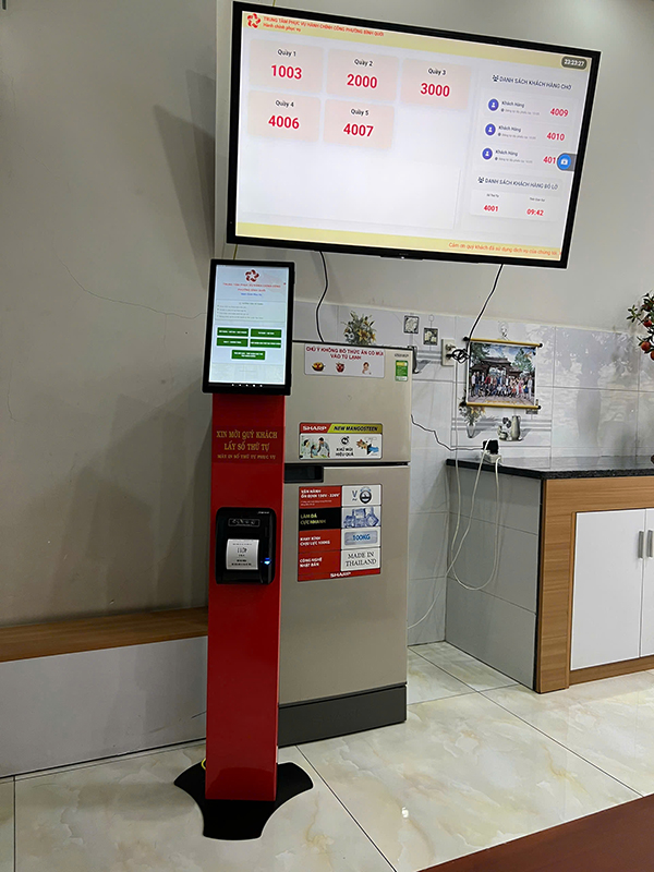 Người dân có thể chọn bất kỳ dịch vụ nào ngay trên kiosk