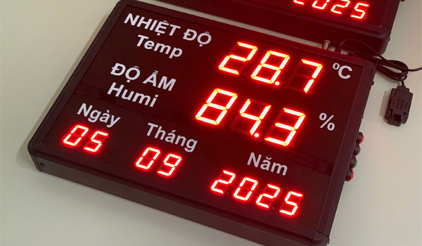 Bảng LED giám sát nhiệt độ độ ẩm RS485 đảm bảo hệ thống hoạt động ổn định, liên tục & chính xác