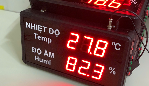 Đồng hồ đo nhiệt độ độ ẩm treo tường AT-THMT-L