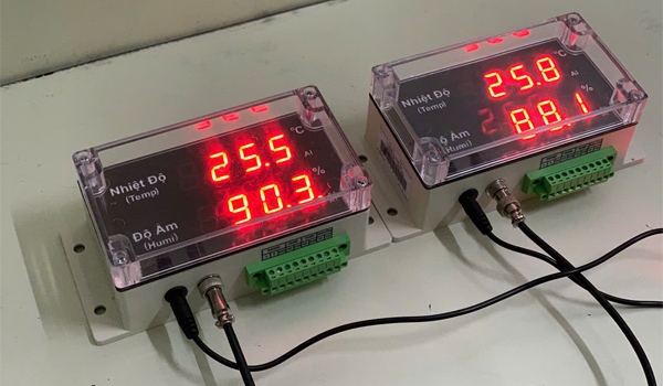 Máy đo nhiệt độ độ ẩm trong công nghiệp dùng để đo lường & hiển thị chính xác 2 thông số môi trường