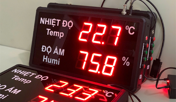 Thiết bị đo nhiệt độ độ ẩm kết nối mạng LAN RJ45