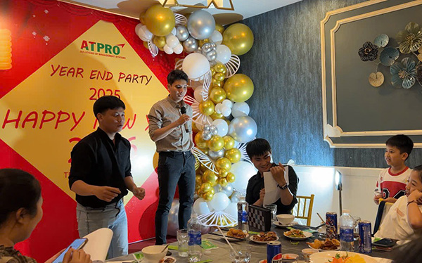 Các trò chơi tập thể hấp dẫn góp phần khuấy động không khí 2