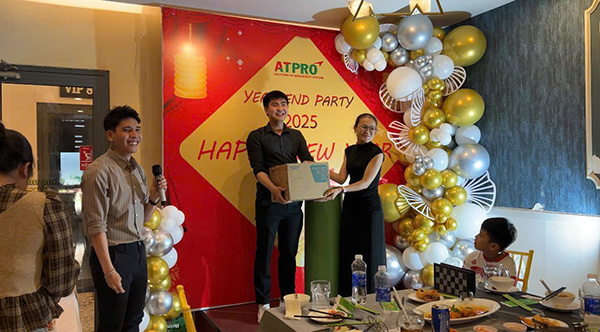 Chương trình bốc thăm trúng thưởng với nhiều phần quà hấp dẫn 2