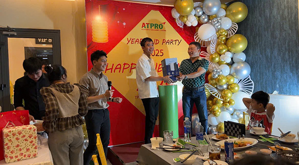 Chương trình bốc thăm trúng thưởng với nhiều phần quà hấp dẫn 3