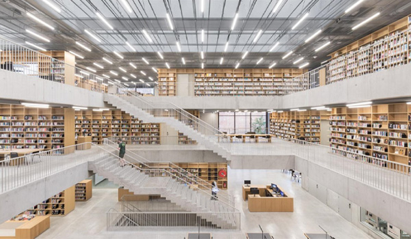 Tài liệu giấy dễ bị hư hỏng do ẩm mốc, cháy nổ, côn trùng, thời gian,...