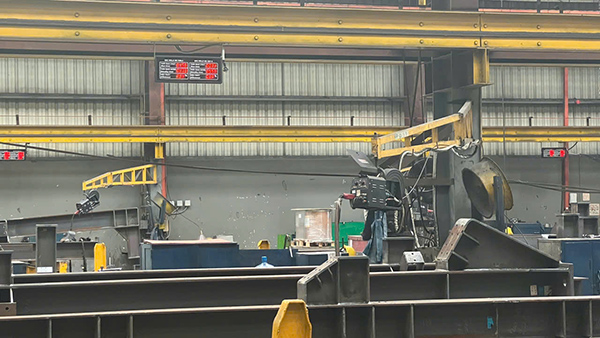 Hình ảnh triển khai thực tế hệ thống giám sát hoạt động máy 3