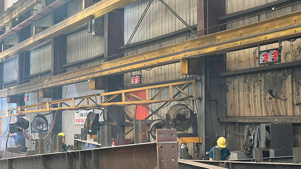 Hình ảnh triển khai thực tế hệ thống giám sát hoạt động máy 4