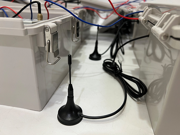 Tủ giám sát máy 6