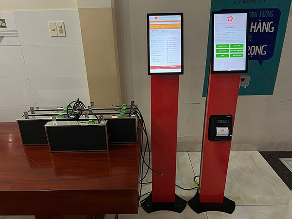 Hệ thống gọi số thứ tự - TTPVHCC phường Trà Vinh