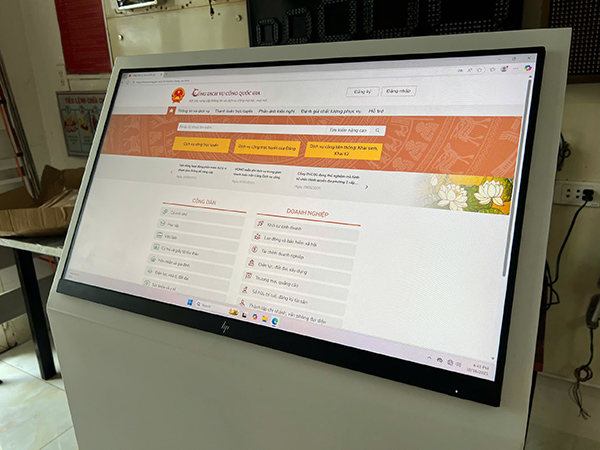 Kiosk tra cứu thông tin 2