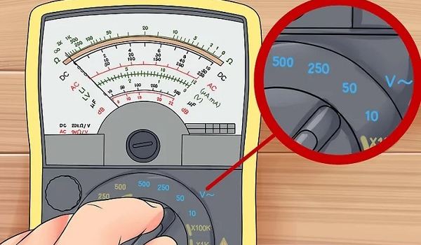 Chọn sai thang đo trên đồng hồ vạn năng dẫn đến kết quả đo không chính xác