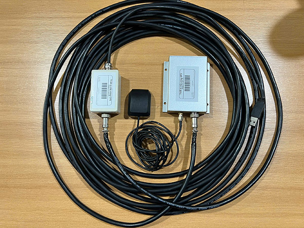 Thiết bị tiếp sóng GPS đồng bộ thời gian
